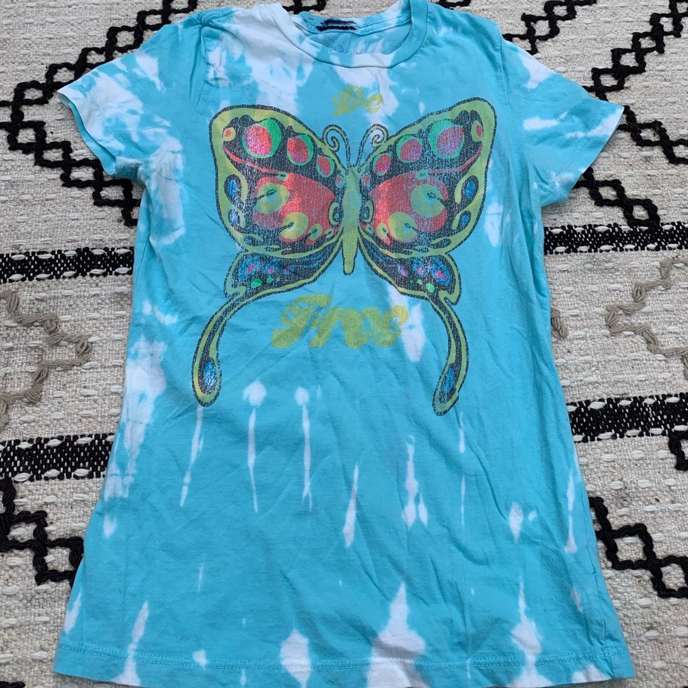 NWT reverse tie dye blue s/s be free butterfly tee